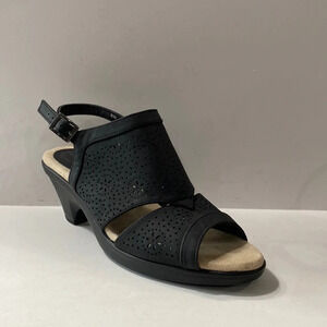 Easy Street Black Preppy Linda Comfort Wave Bohemian Slingback Heel Sandals Sz 8